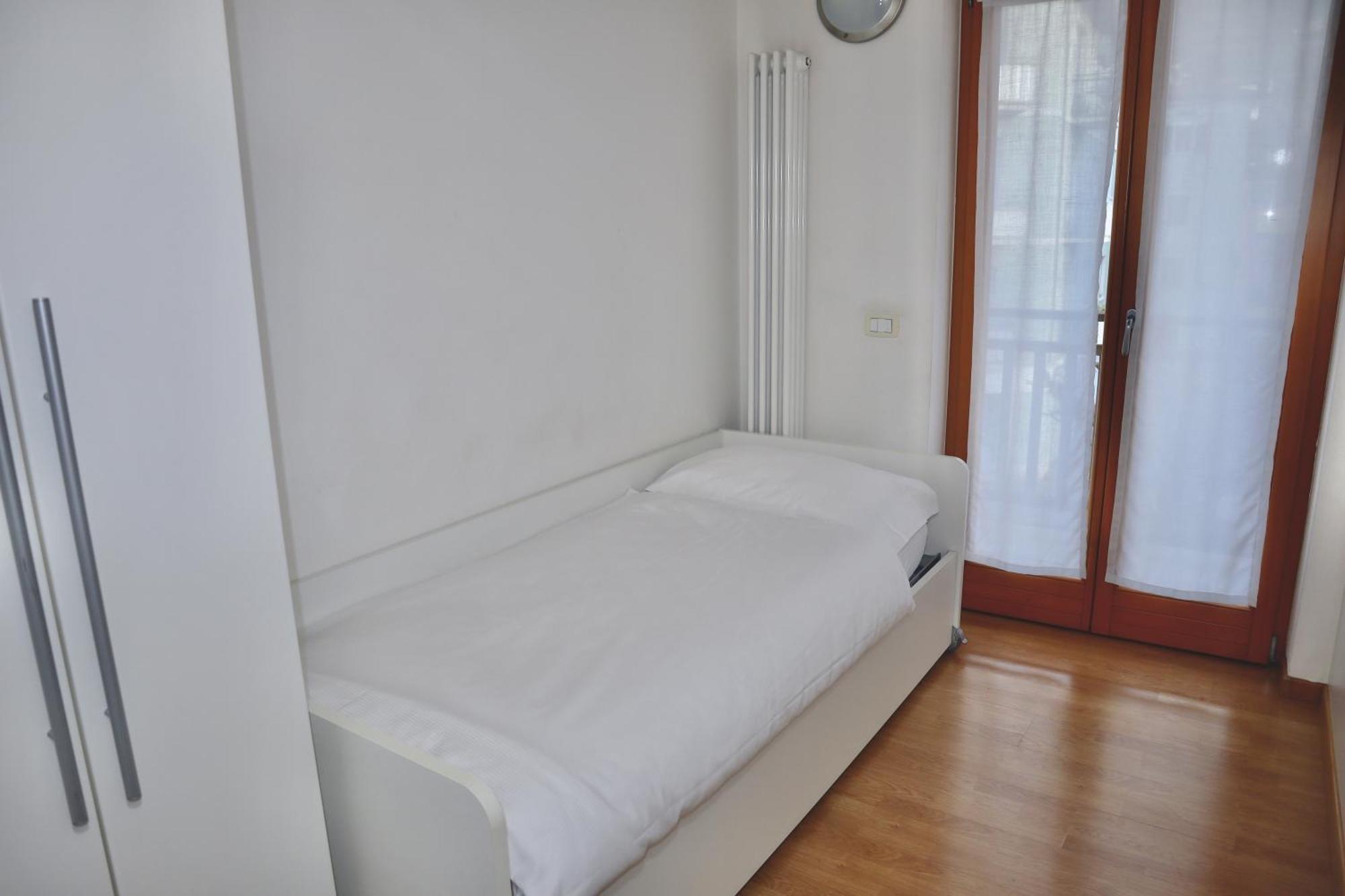 Windshouse Apartments Torbole Sul Garda Esterno foto
