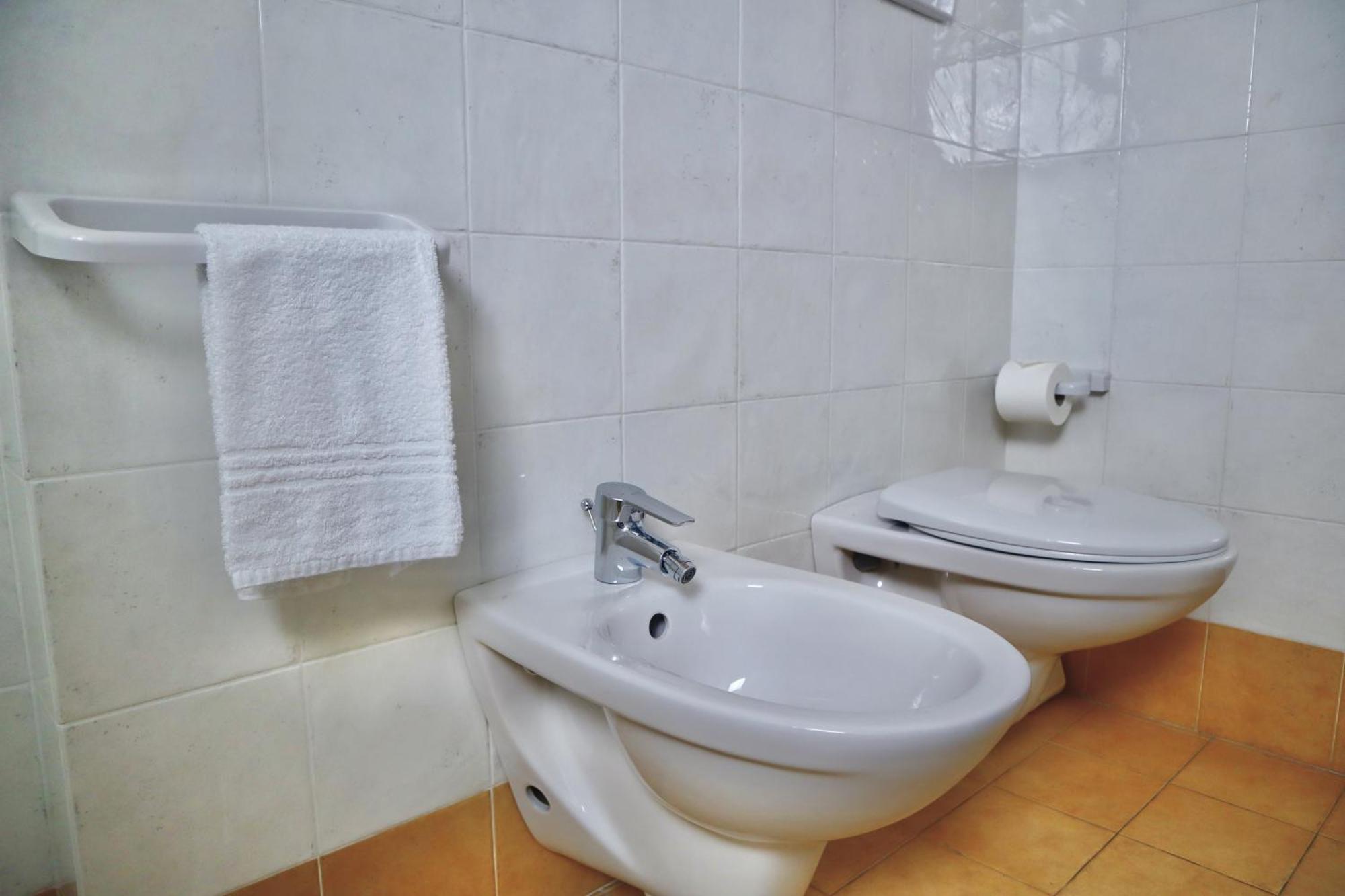 Windshouse Apartments Torbole Sul Garda Esterno foto