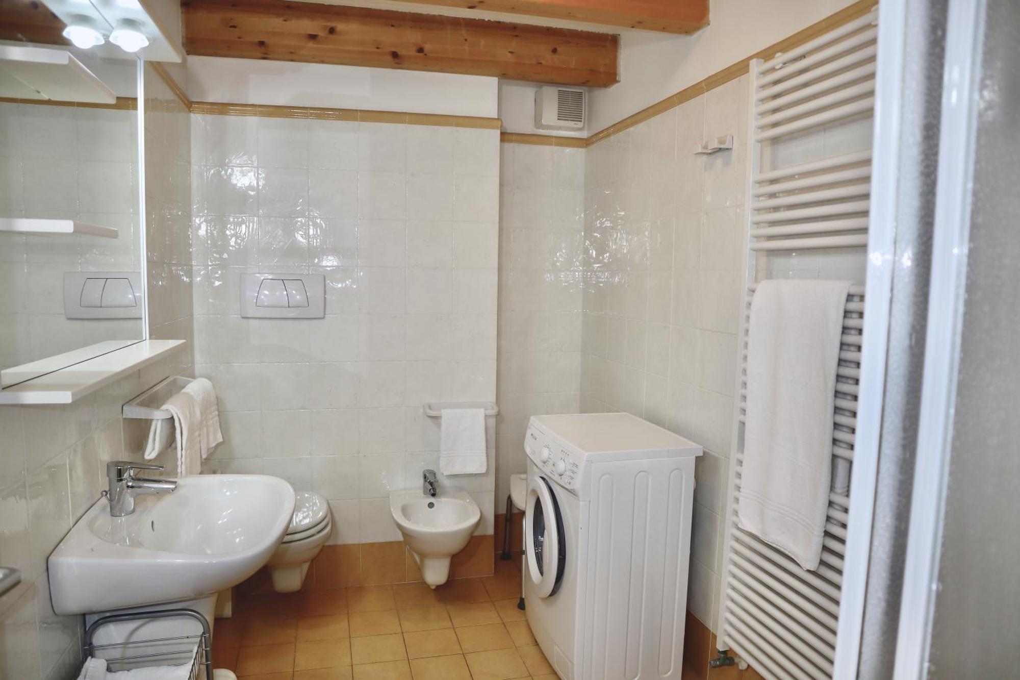 Windshouse Apartments Torbole Sul Garda Esterno foto